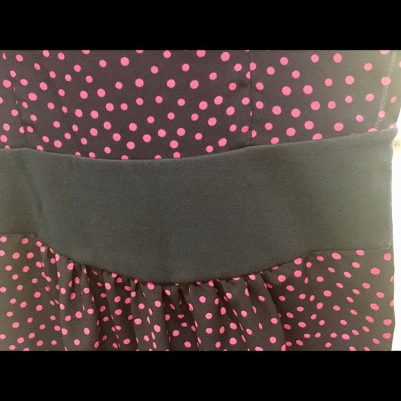 A 3+1 dress - Picture 5 of 7